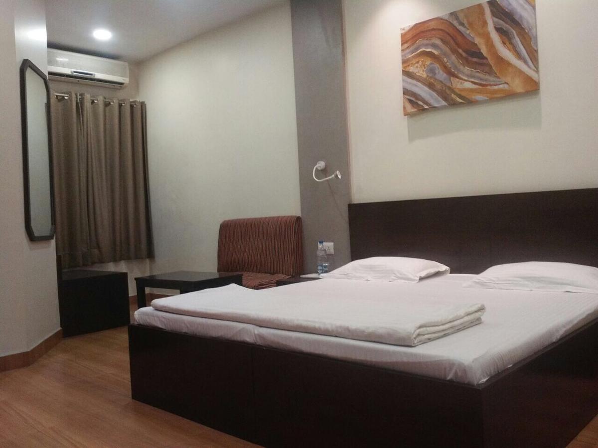 Pamposh Guest House Gk II Market نيودلهي المظهر الخارجي الصورة